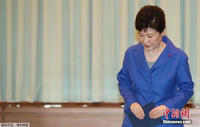 国际人物:“痛苦并未将他打倒”!李在明连任韩国最大在野党党首 第3张 国际人物:“痛苦并未将他打倒”!李在明连任韩国最大在野党党首 第3张